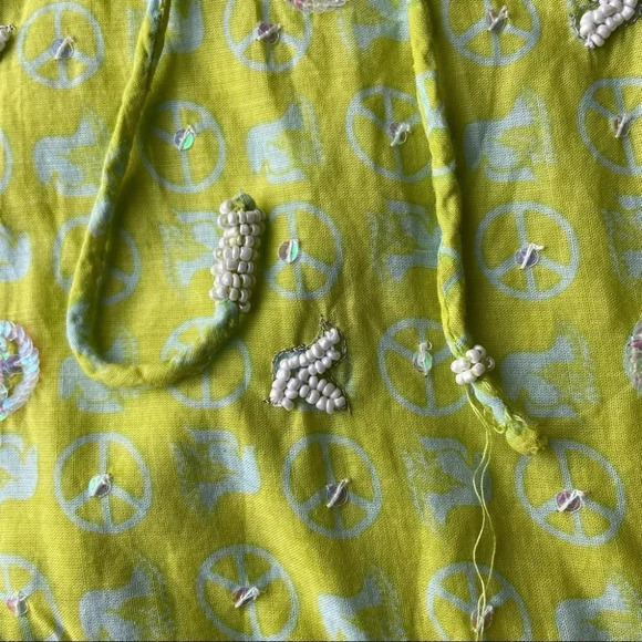 Letarte Handmade Beaded Accents Cropped Top - Picture 16 of 16